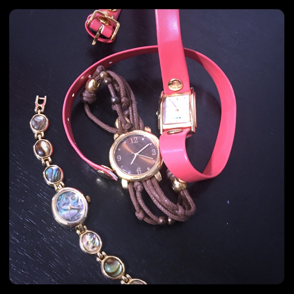 ⭐️⭐️Super Hot Watch Bundle